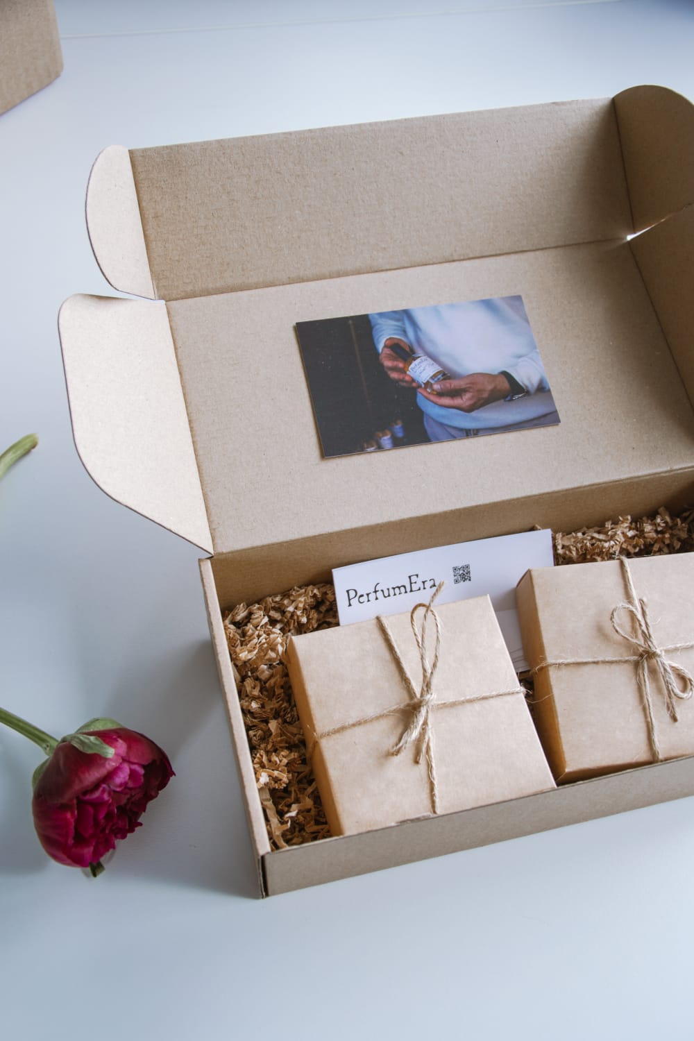 Dāvanu komplekts sievietei – Aromātu izlase + 50 ml izvēlētais aromāts